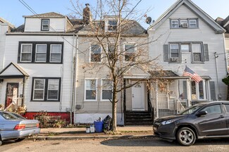 44 Hillyer St, Orange, NJ 07050