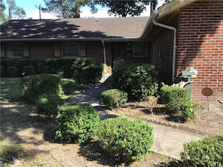 43 Azalea Dr, Hampton, VA 23669
