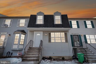 3713 Silver Park Ct, Suitland, MD 20746