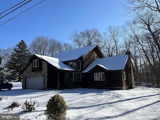 2124 Meadow Ln, Wilmington, DE 19810