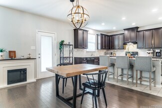11218 Red Oak Turn, Helotes, TX 78023