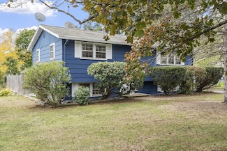 42 Old Bolton Rd, Hudson, MA 01749