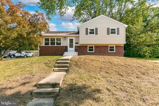 932 Woodlane Rd, Mount Holly, NJ 08060