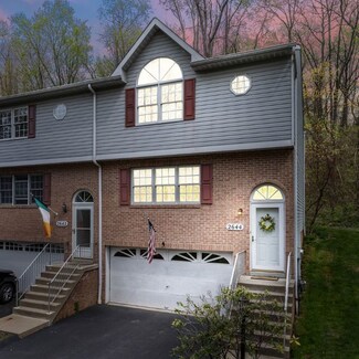 2644 Birchwood Ln, Oakdale, PA 15071