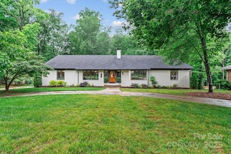 625 S Magnolia St, Mooresville, NC 28115