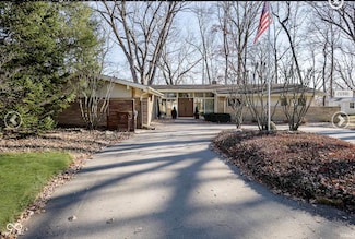 15 Windridge St, Anderson, IN 46011