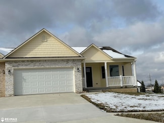 1430 Mallard Cir, Owosso, MI 48867