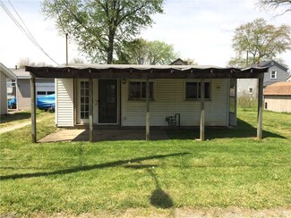 1500 1st St, Lakemore, OH 44250