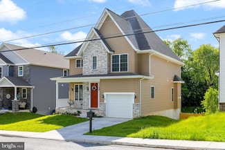 528 N 3rd St, Martinsburg, WV 25404