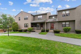 203 Pinewood Dr, Smithfield, RI 02917