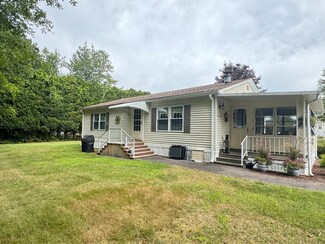17 Puritan Rd, Taunton, MA 02780