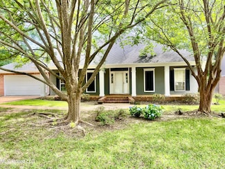 3057 Windwood Cir, Flowood, MS 39232