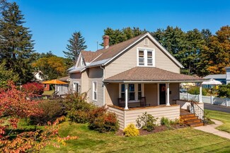 9 E Green St, Easthampton, MA 01027