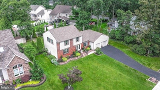 32 Lakeshore Dr, Hammonton, NJ 08037