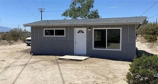 9495 Bella Vista Dr, Morongo Valley, CA 92256