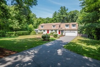 18 Churchill Rd, Chelmsford, MA 01824