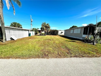 23 Flores Dr, Palmetto, FL 34221