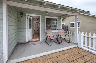 555 Robinson St, Monterey, CA 93940
