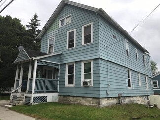 11 1/2 Lincoln Ave, Rutland, VT 05701