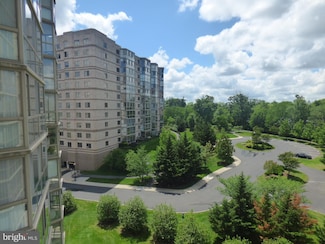 19355 Cypress Ridge Terrace Unit 603, Leesburg, VA 20176