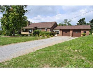 295 Cherriwood Rd, Pulaski, PA 16143