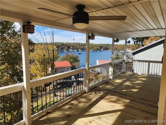 30992 Wright Dr, Rocky Mount, MO 65072