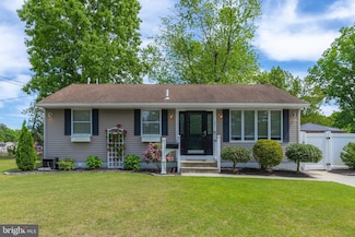 31 Hill Dr, Pine Hill, NJ 08021