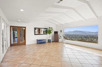 400 Alosta Way, Camarillo, CA 93010