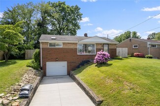 5226 Meadowcrest Rd, Pittsburgh, PA 15236