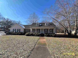 925 Altawood Dr, Brownsville, TN 38012