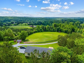 491 Pacoman Rd, Evington, VA 24550