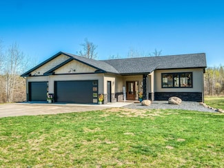 7577 Emerald Pines Dr NW, Bemidji, MN 56601