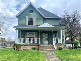 819 Robbins Ave, Niles, OH 44446