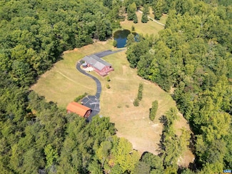 4122 Green Creek Rd, Schuyler, VA 22969