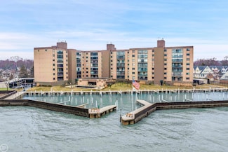 34452 Jefferson Ave Unit 30, Harrison Township, MI 48045