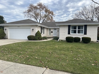 2811 N Harvard Ave, Arlington Heights, IL 60004