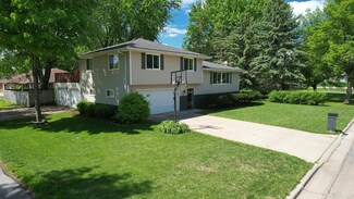 1715 Gateway Dr, Albert Lea, MN 56007