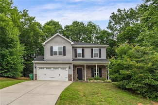 137 Tree Top Ln, Stokesdale, NC 27357