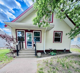 2705 21st St, Columbus, NE 68601