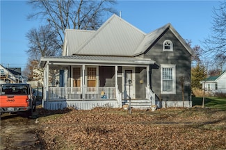 1408 Lafayette Ave, Mattoon, IL 61938