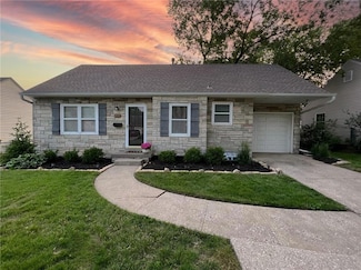 5004 Juniper Dr, Roeland Park, KS 66205