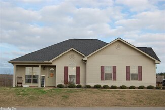 2 Buck Ln, Hensley, AR 72065