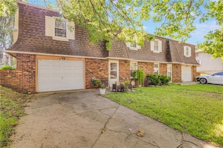 1410 SW 11th St, Blue Springs, MO 64015