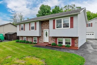 39 Adams St, Saint Albans, VT 05478