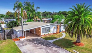 676 Orangewood Dr, Dunedin, FL 34698