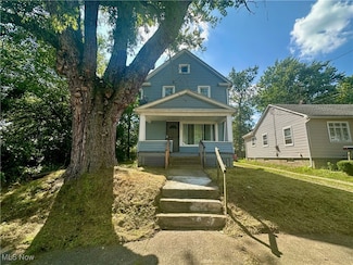 2302 9th St SW, Akron, OH 44314