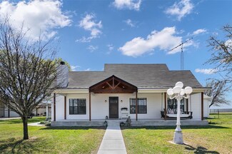 2178 W Fm 922, Valley View, TX 76272