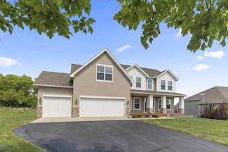 9566 Cottontail Dr, Saint Bonifacius, MN 55375