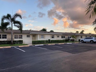 2894 Crosley Dr E Unit J, West Palm Beach, FL 33415