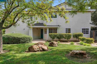 1026 Pinehurst Ct, Concord, CA 94521